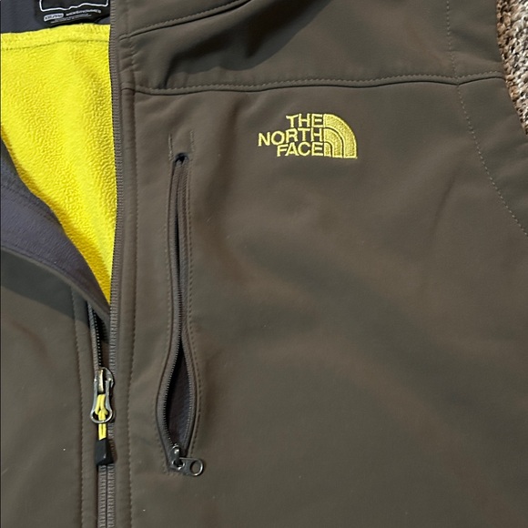 The North Face Men's Dark Brown Vest with Yellow Accents - Picture 3 of 4